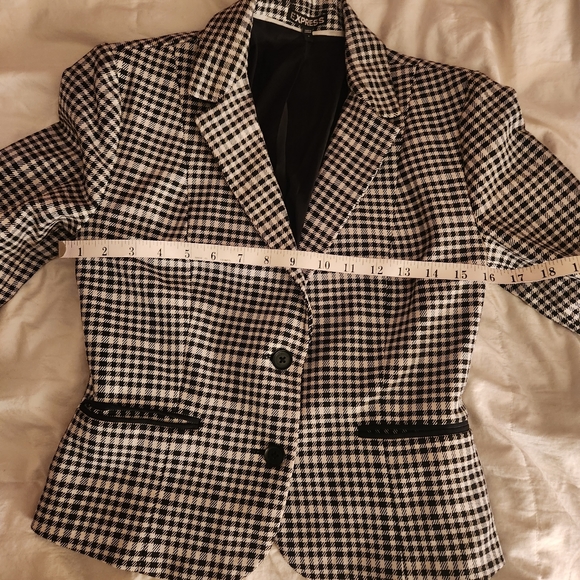 NWOT EXPRESS 3/4 SLEEVE HOUNDSTOOTH PRINT TWO-BUTTON BLAZER JACKET sz 4 - Picture 13 of 16
